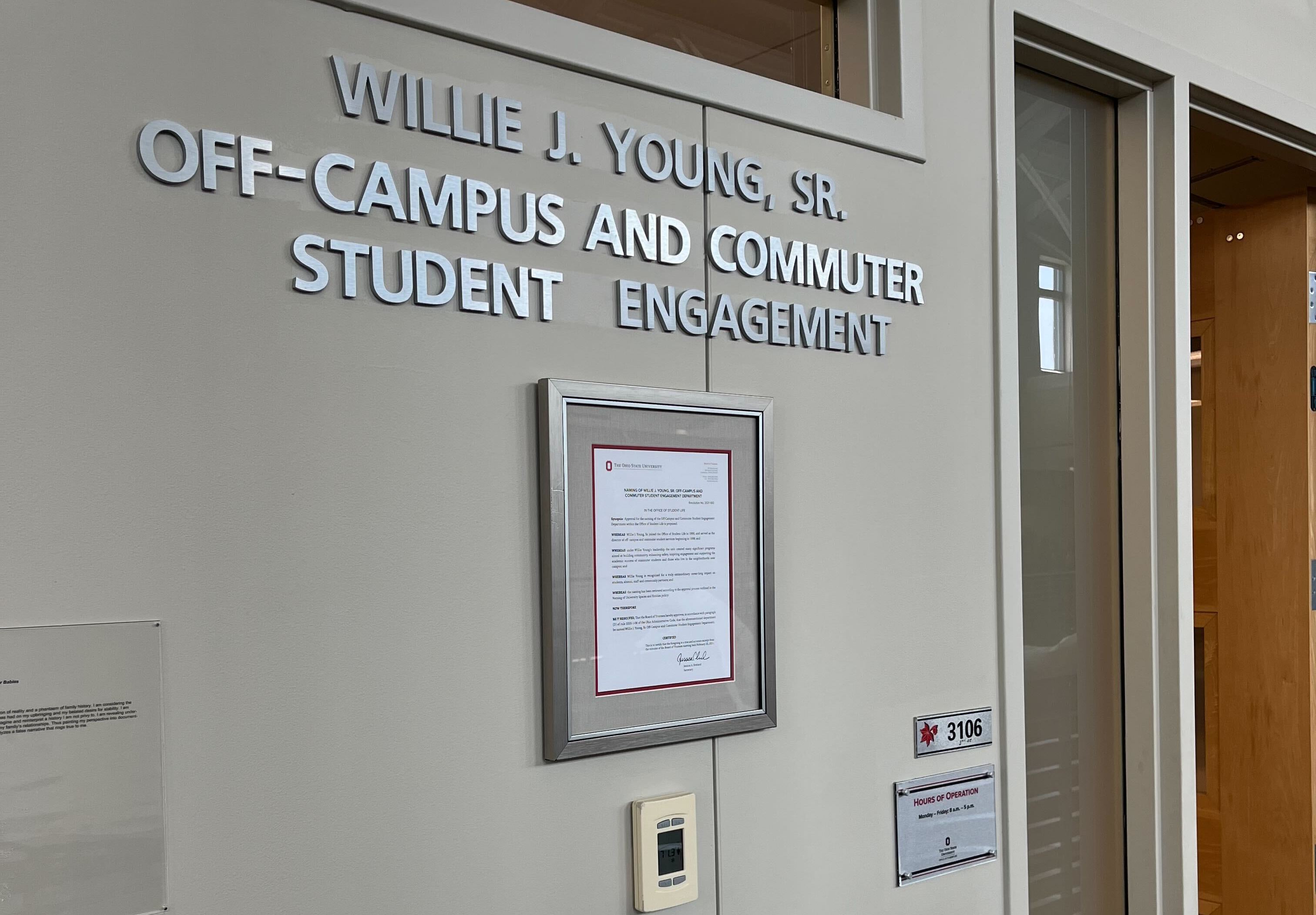 Sign outside of the Off-Campus and Commuter Student Engagement office.