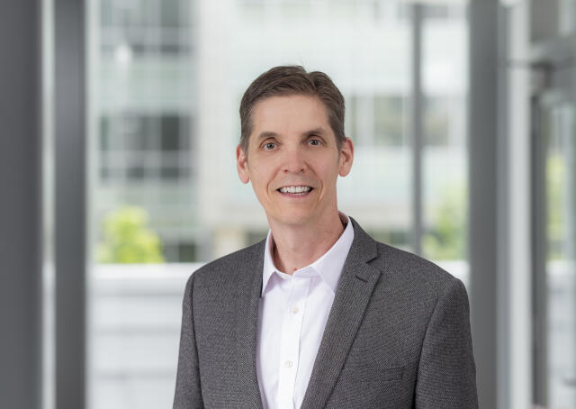 Robert Thorne profile photo